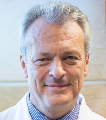 Alberto Alonso Babarro, Experto asociado