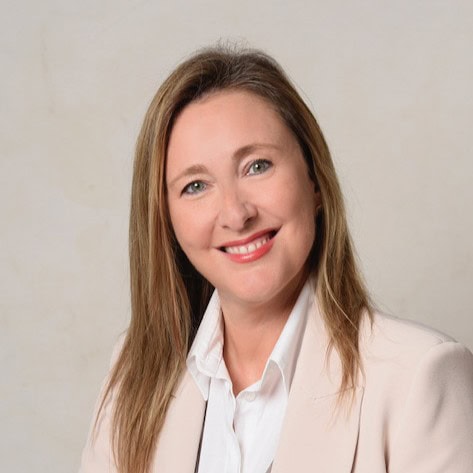 Ana María Richart Marset, Experta asociada