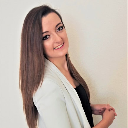 Cristina María Fernández Díaz, Experta asociada