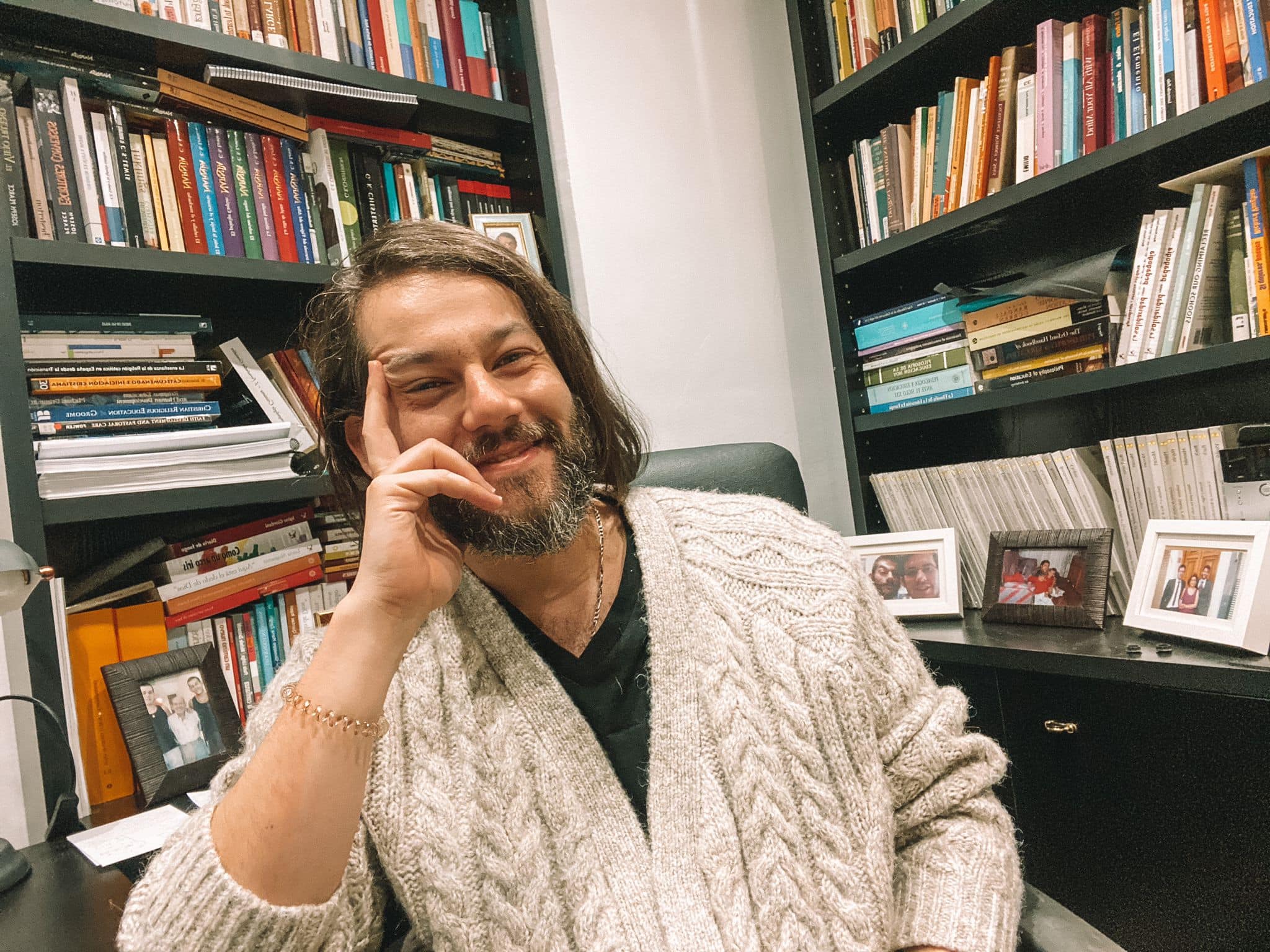 David Luque, Experto asociado