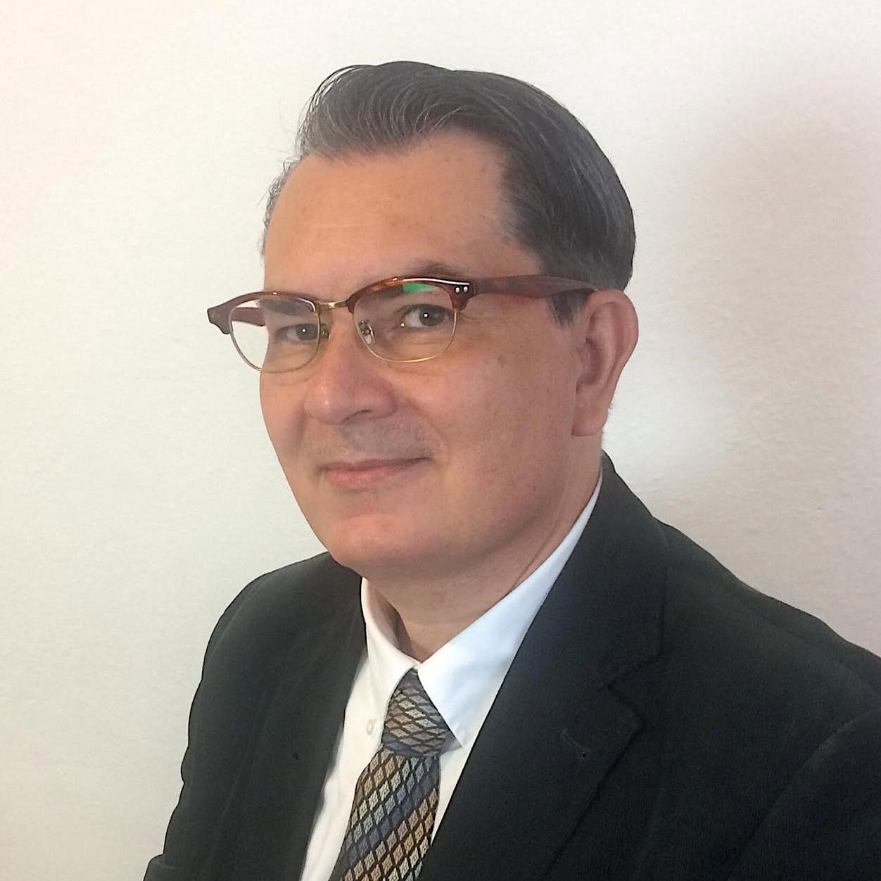 Luis Felipe Nuño Ramírez, Especialista