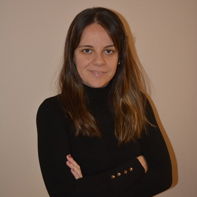 Luz María Peña Longobardo, Experta asociada