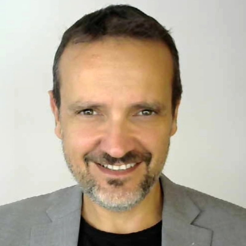 Marc Bara Iniesta, Experto asociado