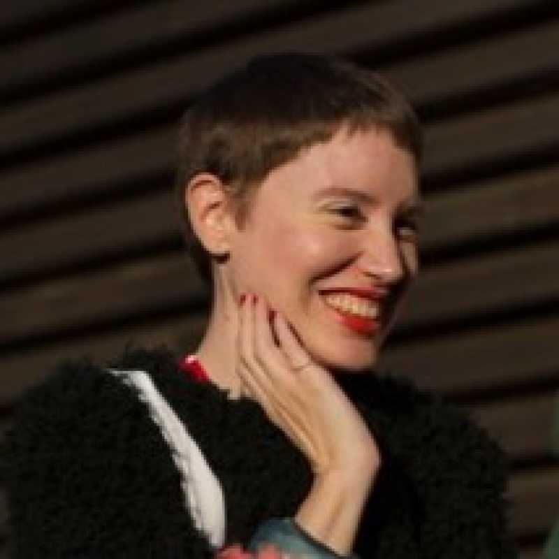 Marta de la Calzada Mongel, Experta asociada