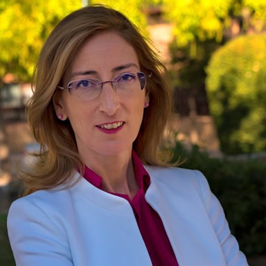 Nuria del Carmen Gómez Hervás, Experta asociada