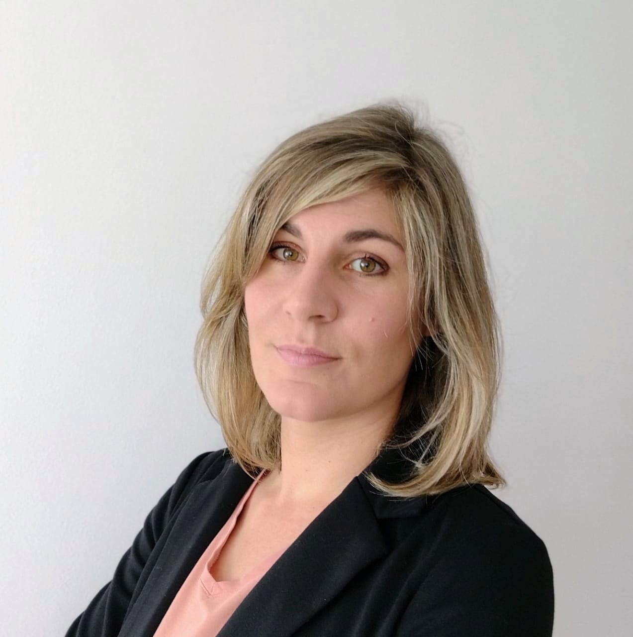 Olalla Baz Cores, Experta Asociada