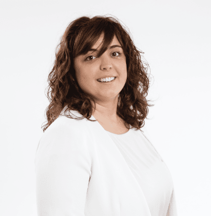 Patricia García Santos, Experto asociado