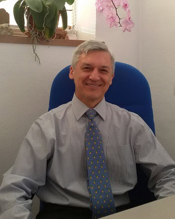 Pedro Ruiz López, Experto asociado