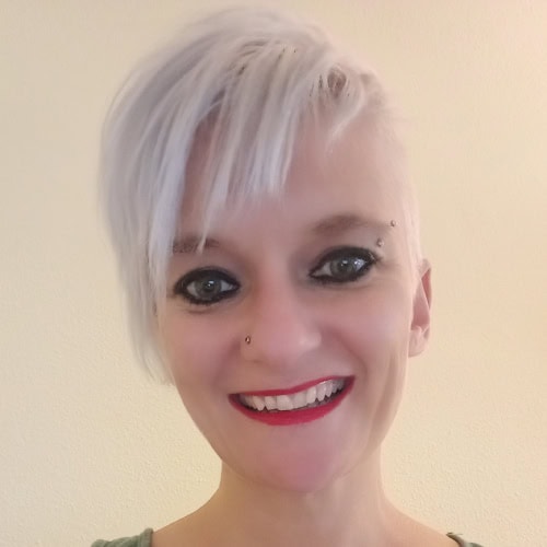 Vanesa de la Torre Herrero, Experto asociado