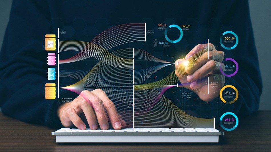 Ingeniero de datos utilizando una red neuronal digital